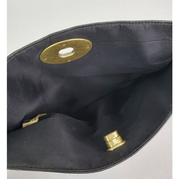 Faux leather clutch pouch twist lock closure with zippered inner pouch - Picture 8 of 9